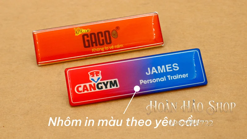 Làm bảng tên đeo áo giá rẻ