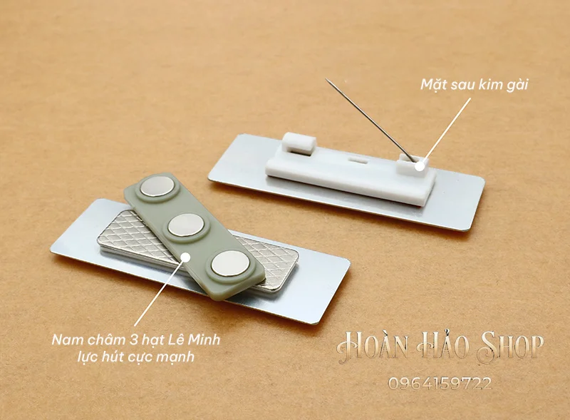 Làm bảng tên đeo áo giá rẻ