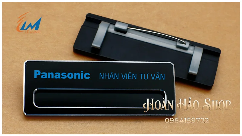 Thẻ tên thay đổi tên BT10